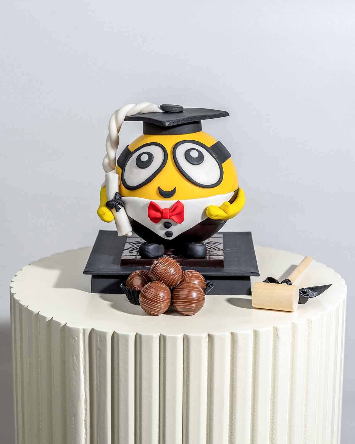 Graduation Theme Minion by NJD