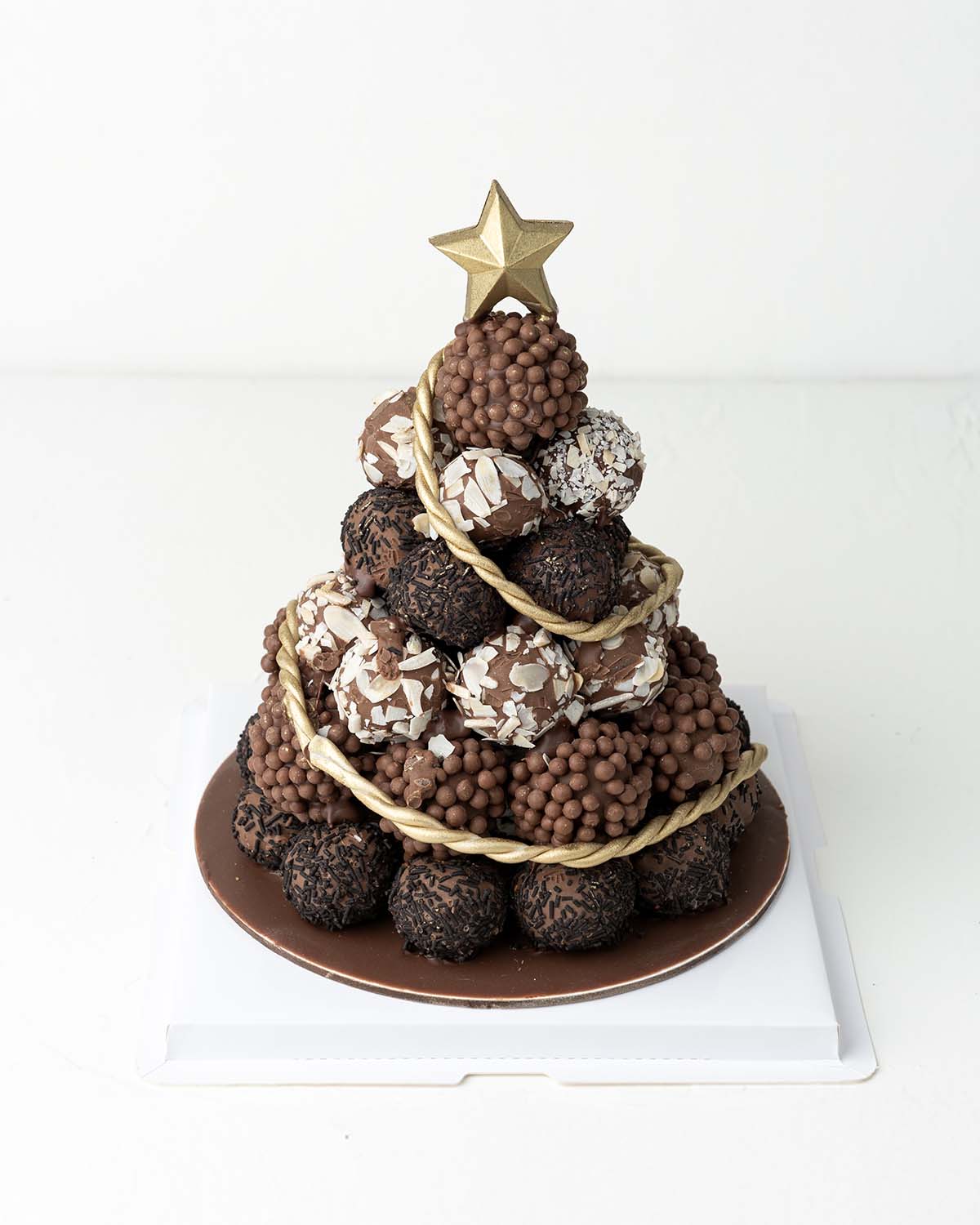 40 Cake Pops Tree