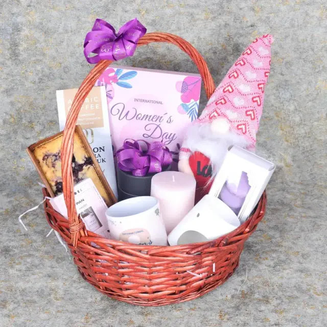 Womens Day Delight Gift Basket